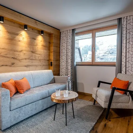 Das Zwolferhaus Отель 4*