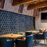 Zwoelferhaus 4*