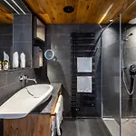 Zwoelferhaus Hotel 4*