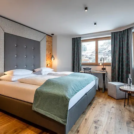 Hotel Das Zwolferhaus Saalbach-Hinterglemm