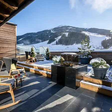 Zwölferhaus Hotel 4*