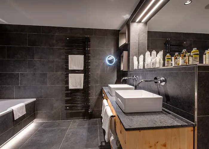 Hotel Zwoelferhaus Saalbach-Hinterglemm