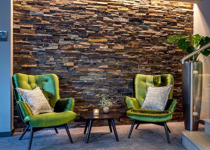 Hotel Zwoelferhaus 4*